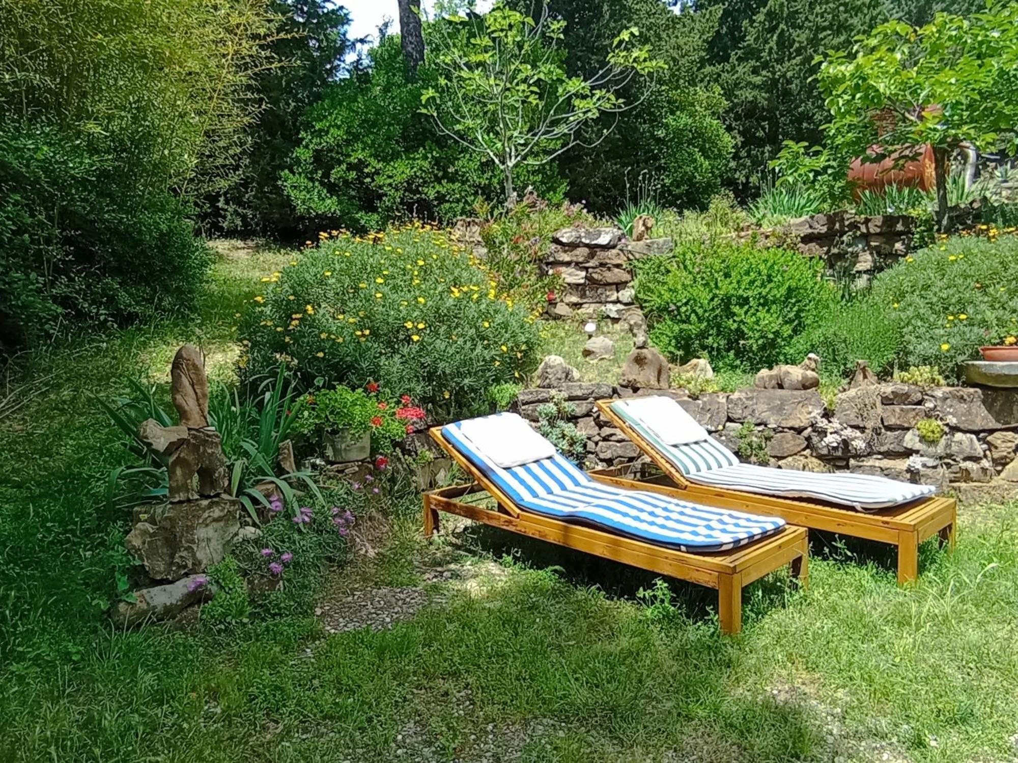 Casa Marju Pensionat Montemassi Eksteriør billede